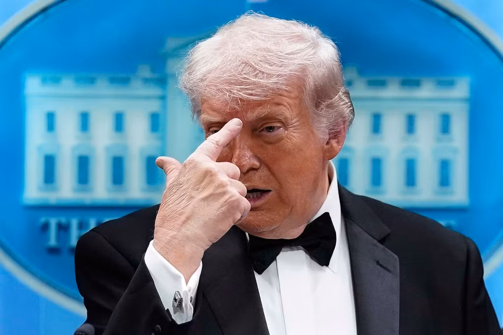 Tổng thống Mỹ Donald Trump phát biểu tại cuộc họp báo sau vụ nỗ lực xâm nhập vũ trang ngày 25/4. (Ảnh: AP)