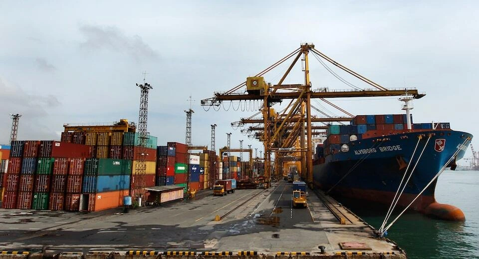 Cảng Colombo - biểu tượng cho sự phục hồi và tiềm năng logistics của Sri Lanka (Ảnh: Reuters).
