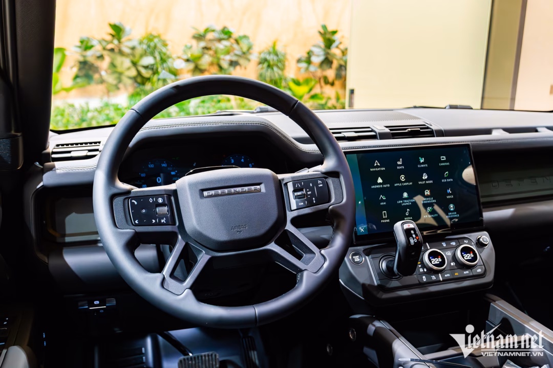 Khả năng lội nước ấn tượng của Land Rover Defender Trophy