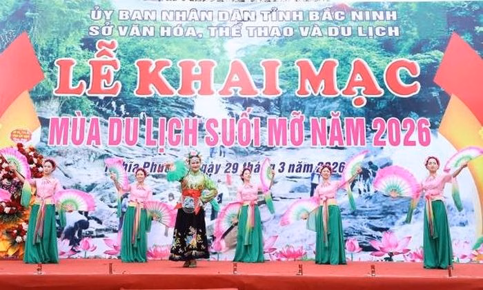 Hát văn - nét văn hóa tâm linh đặc trưng, tạo nên sức hút huyền bí tại Suối Mỡ.