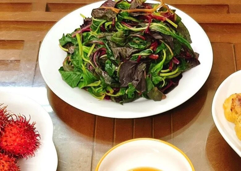 Cách luộc rau dền giữ màu xanh và độ ngọt
