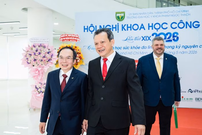 Toàn cảnh Hội nghị Khoa học sức khỏe trong kỷ nguyên số tại TP.HCM
