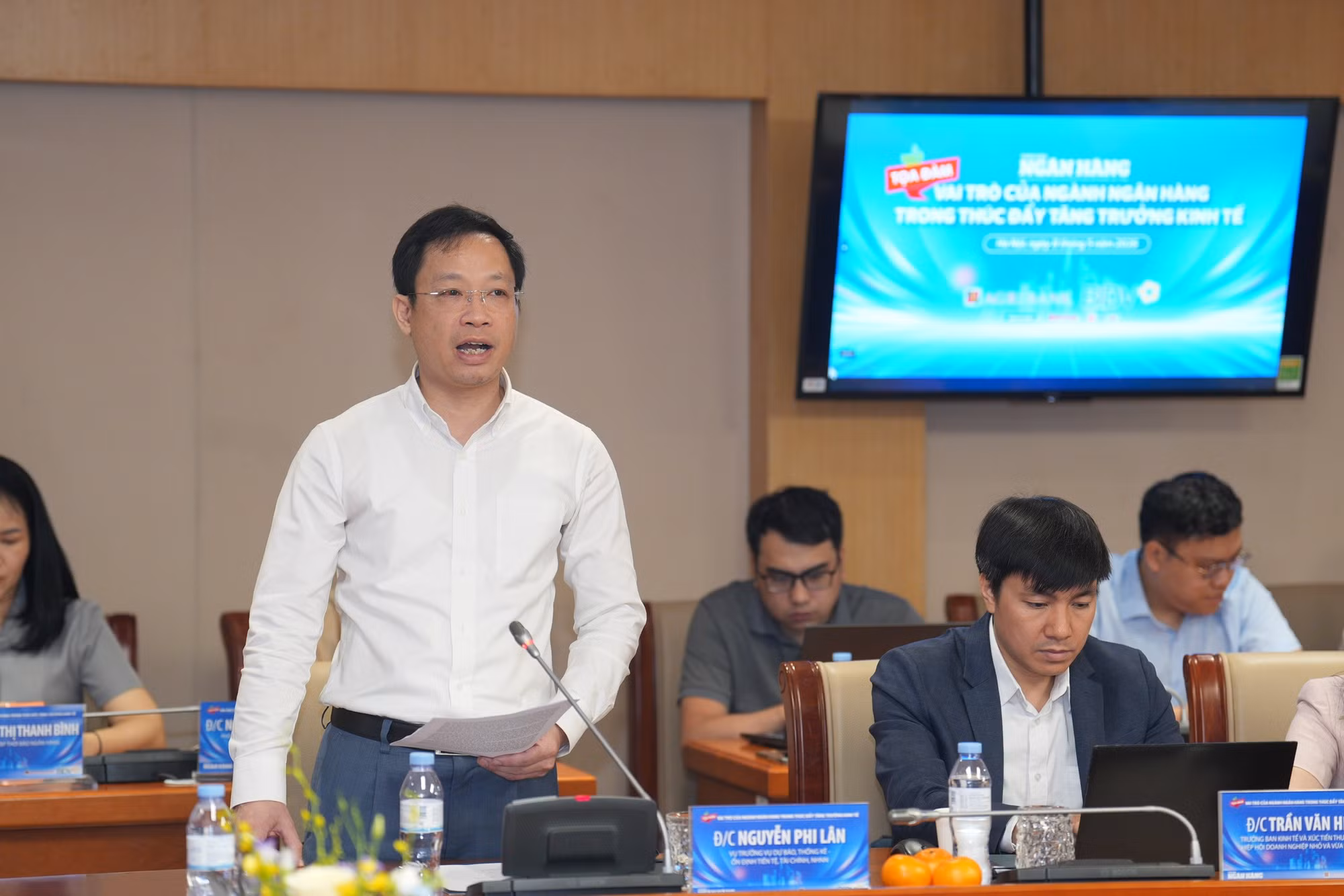Ông Nguyễn Phi Lân nhấn mạnh những thách thức về lạm phát và tỷ giá trong giai đoạn 2026-2030. (Ảnh: Vietnam+)